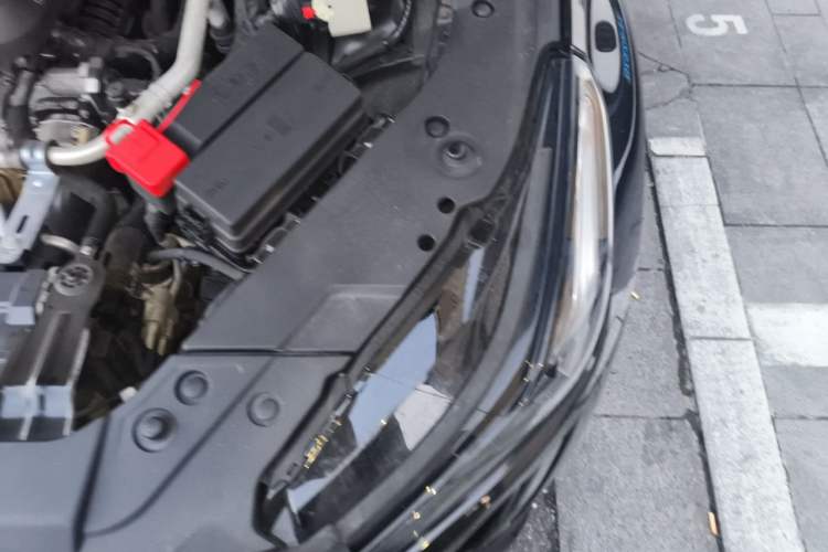 Used Cadillac CT5 2021 28T Tech Edition Engine Bay Left