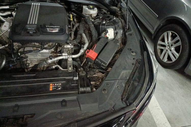 Used Cadillac CT5 2021 28T Luxury Model Engine Bay Left
