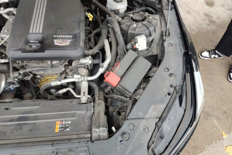 Used Cadillac CT5 2021 28T Luxury Model Engine Bay Left