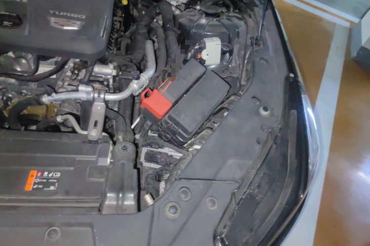 Used Cadillac CT5 2021 28T Fashion Edition Engine Bay Left
