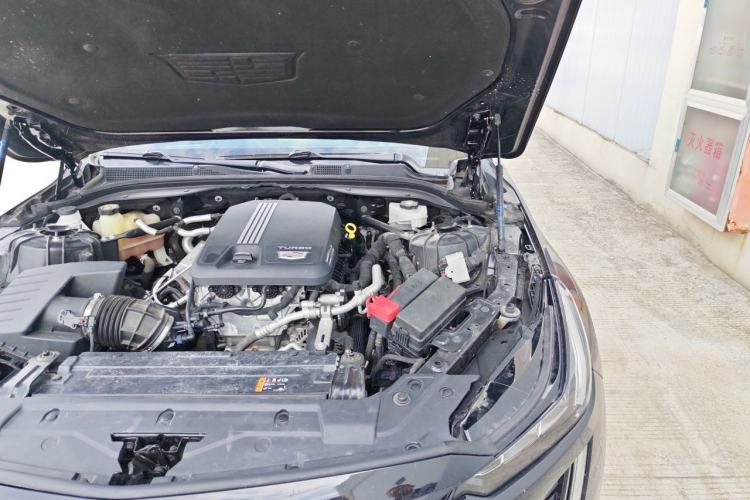 Used Cadillac CT5 2021 28T Tech Edition Engine Bay Left