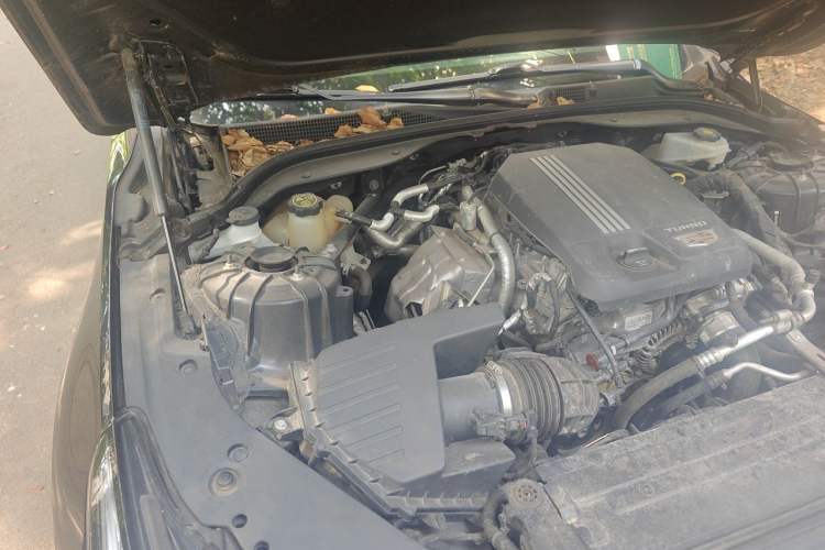 Used Cadillac CT5 2021 28T Tech Edition Engine Bay Right