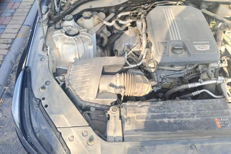 Used Cadillac CT5 2021 28T Fashion Edition Engine Bay Right