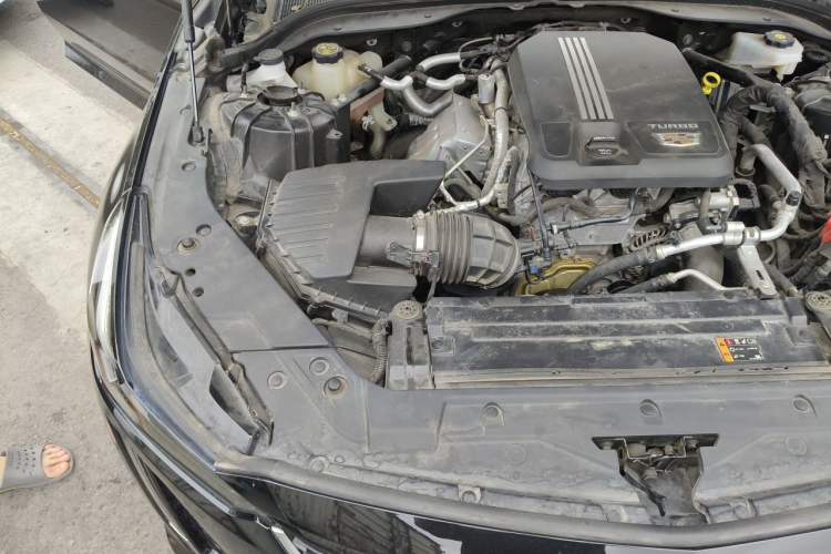 Used Cadillac CT5 2021 28T Luxury Model Engine Bay Right