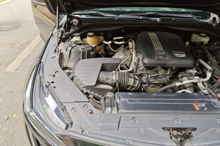 Used Cadillac CT5 2021 28T Advanced Sport Model Engine Bay Right