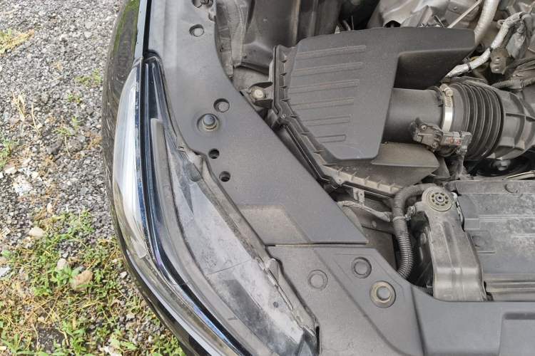 Used Cadillac CT5 2021 28T Tech Edition Engine Bay Right
