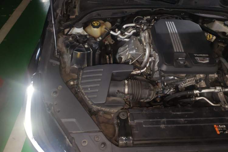 Used Cadillac CT5 2021 28T Luxury Model Engine Bay Right