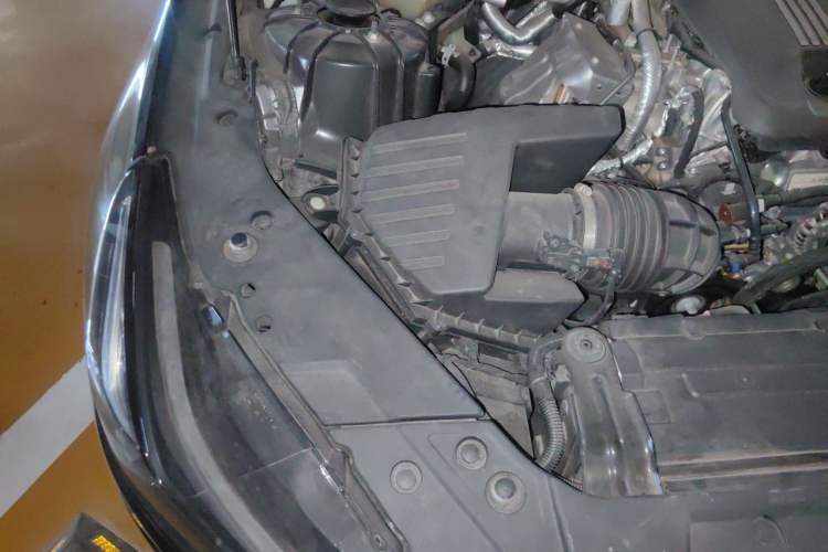 Used Cadillac CT5 2021 28T Fashion Edition Engine Bay Right