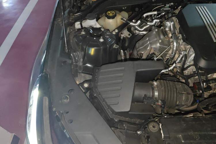 Used Cadillac CT5 2021 28T Luxury Model Engine Bay Right