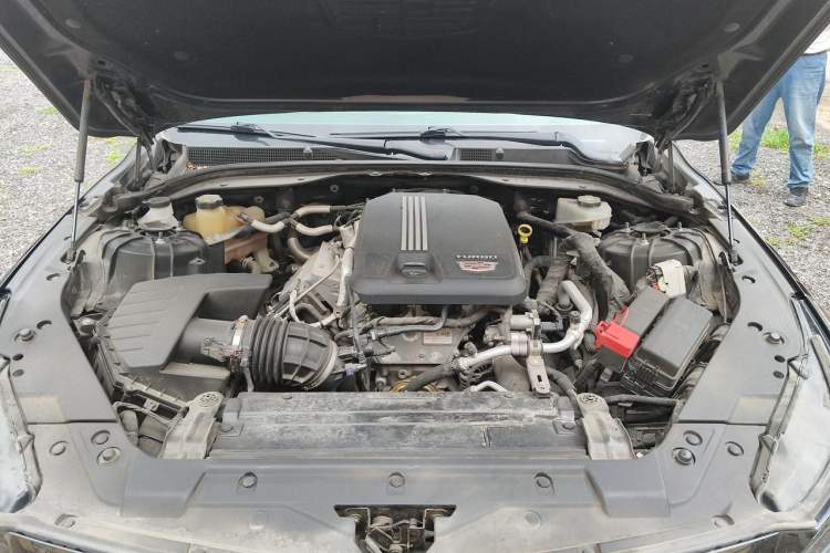 Used Cadillac CT5 2021 28T Tech Edition Engine Bay