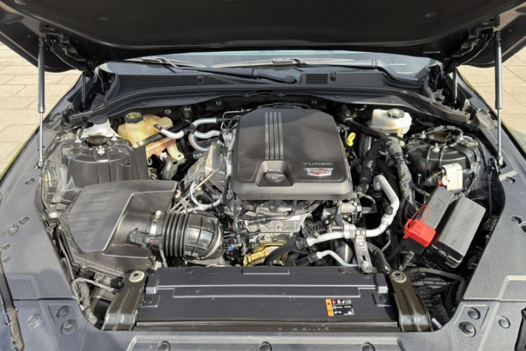 Used Cadillac CT5 2021 28T Luxury Model Engine Bay