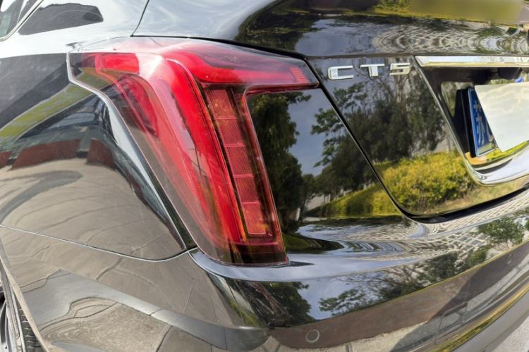 Used Cadillac CT5 2021 28T Luxury Model Exterior 2
