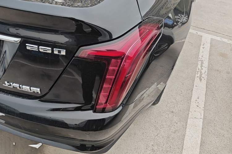 Used Cadillac CT5 2021 28T Luxury Model Exterior 3