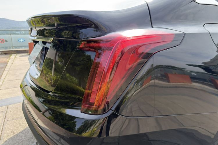 Used Cadillac CT5 2021 28T Luxury Model Exterior 3
