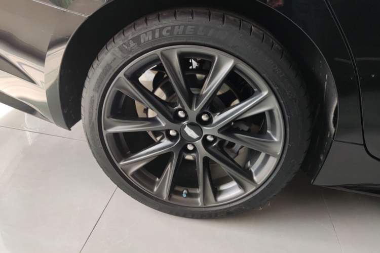 Used Cadillac CT5 2021 28T Platinum Edition Exterior 5