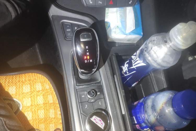 Used Cadillac CT5 2021 28T Luxury Model Gear Lever