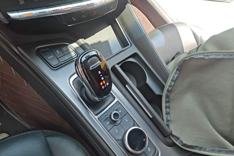 Used Cadillac CT5 2021 28T Luxury Model Gear Lever