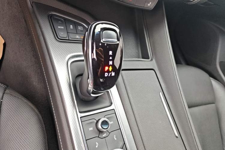 Used Cadillac CT5 2021 Revised 28T Luxury Version Gear Lever