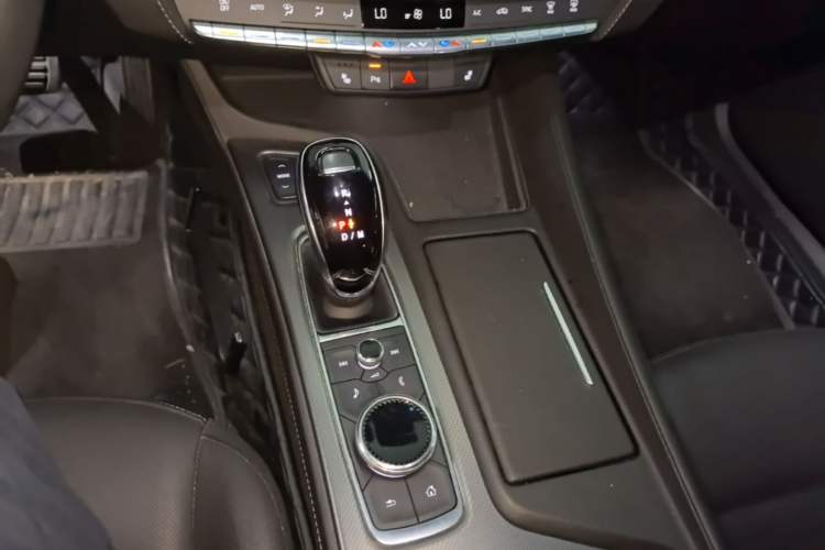 Used Cadillac CT5 2021 28T Luxury Model Gear Lever