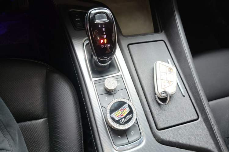 Used Cadillac CT5 2021 28T Prestige Edition Gear Lever