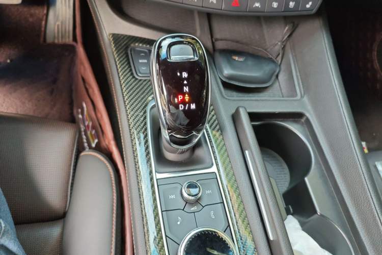 Used Cadillac CT5 2021 28T Platinum Sport Model Gear Lever