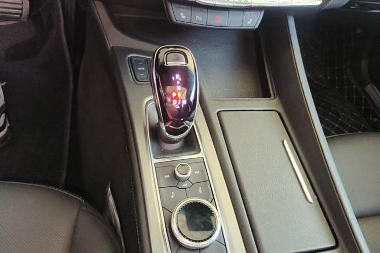 Used Cadillac CT5 2021 Revised 28T Luxury Version Gear Lever