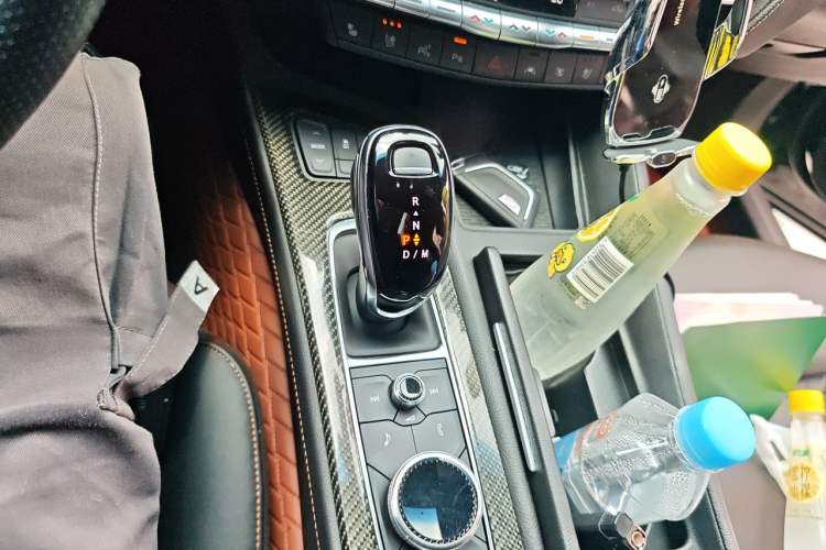 Used Cadillac CT5 2021 28T Platinum Sport Model Gear Lever