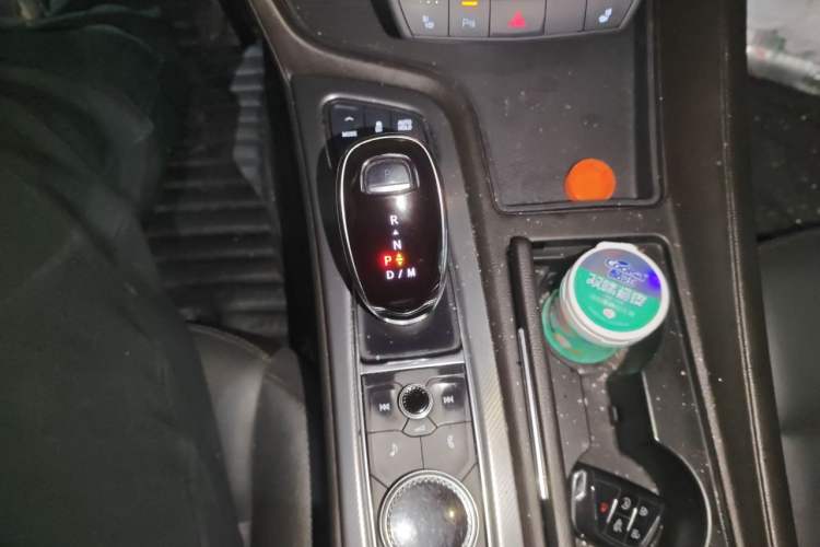 Used Cadillac CT5 2021 Revised 28T Luxury Version Gear Lever