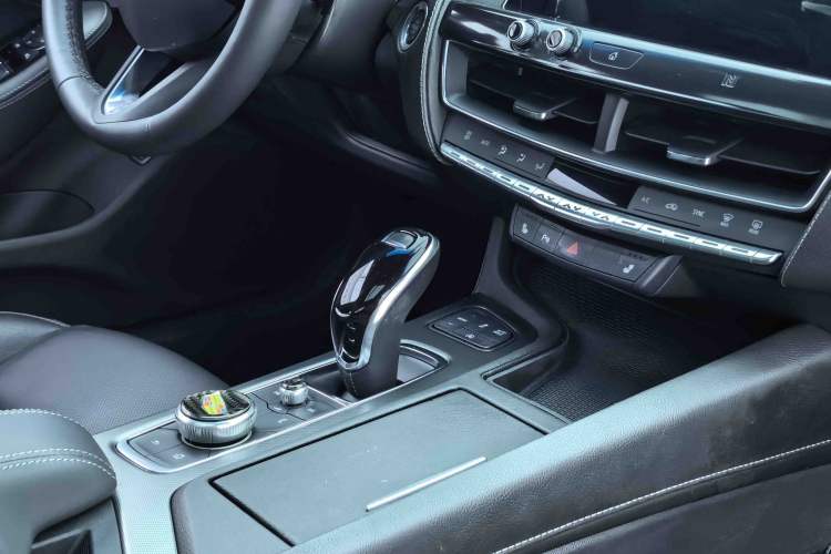 Used Cadillac CT5 2021 Revised 28T Luxury Version Gear Lever