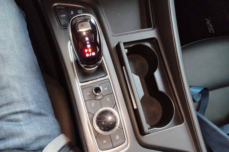 Used Cadillac CT5 2021 Revised 28T Luxury Version Gear Lever