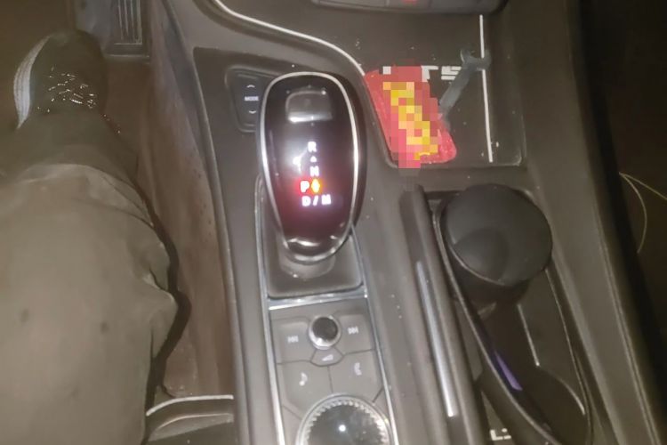 Used Cadillac CT5 2021 28T Fashion Edition Gear Lever