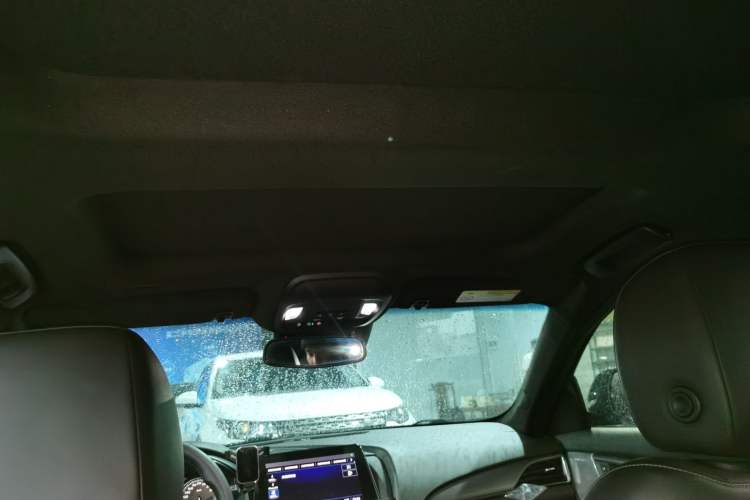 Used Cadillac CT5 2021 28T Luxury Model Headliner