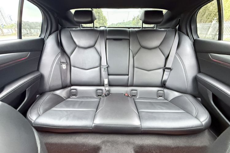 Used Cadillac CT5 2021 28T Luxury Model Interior 11
