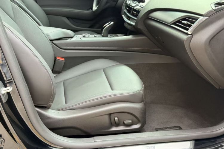 Used Cadillac CT5 2021 28T Luxury Model Interior 12