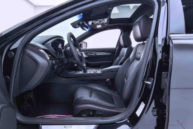 Used Cadillac CT5 2021 Revised 28T Luxury Version Interior 2