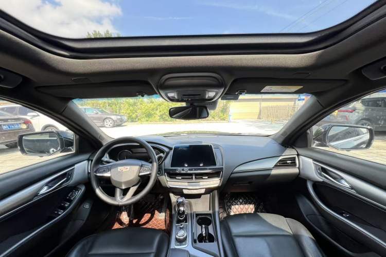 Used Cadillac CT5 2021 28T Luxury Model Interior 3