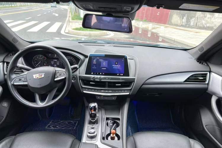 Used Cadillac CT5 2021 28T Luxury Model Interior 3