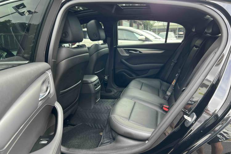 Used Cadillac CT5 2021 28T Luxury Model Interior 5