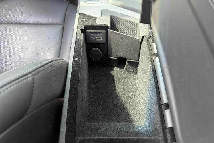 Used Cadillac CT5 2021 28T Luxury Model Interior 6