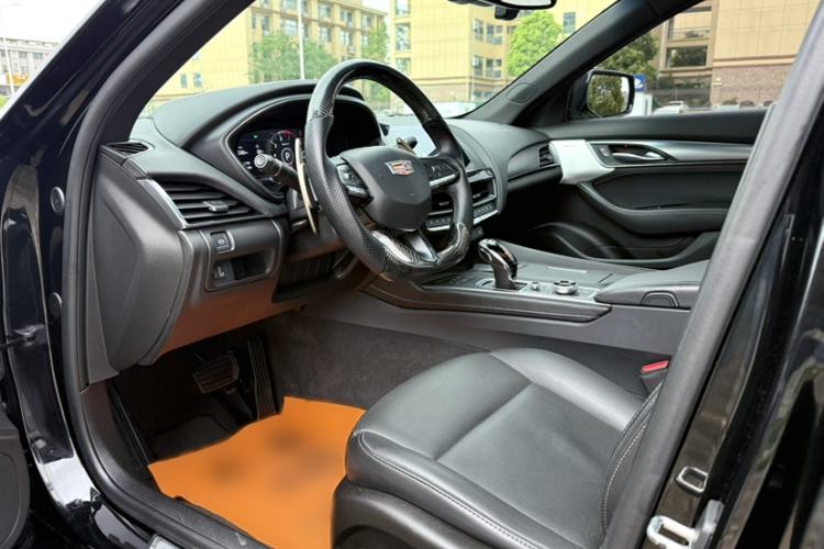 Used Cadillac CT5 2021 28T Luxury Model Interior 7