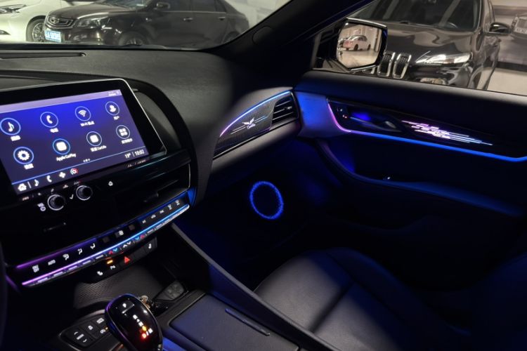 Used Cadillac CT5 2021 28T Luxury Model Interior 9