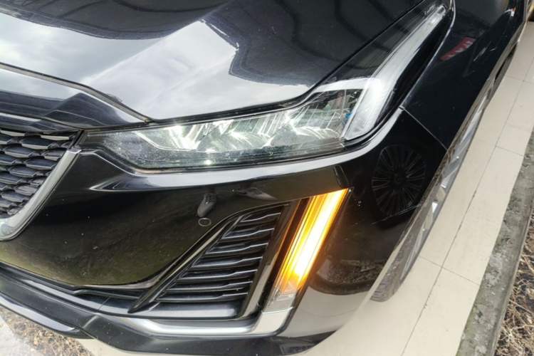 Used Cadillac CT5 2021 28T Prestige Edition Left Front Headlight