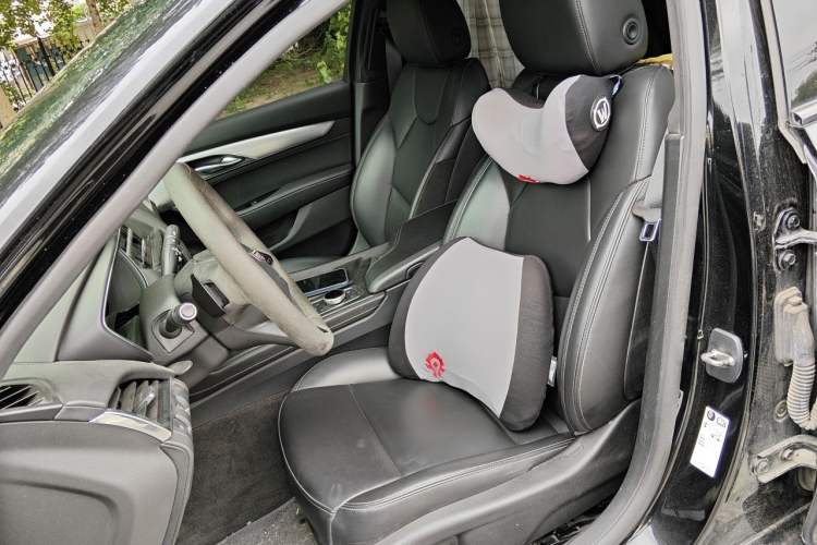 Used Cadillac CT5 2021 28T Fashion Edition Left Front Seat