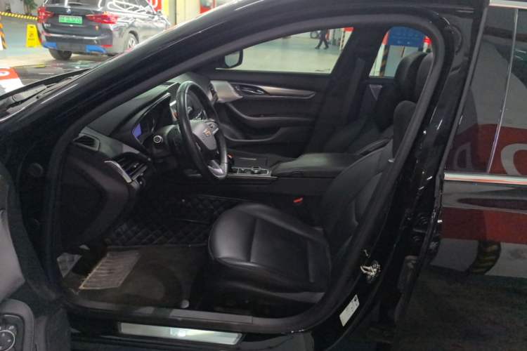 Used Cadillac CT5 2021 28T Luxury Model Left Front Seat