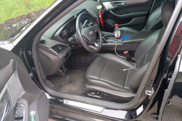 Used Cadillac CT5 2021 28T Luxury Model Left Front Seat