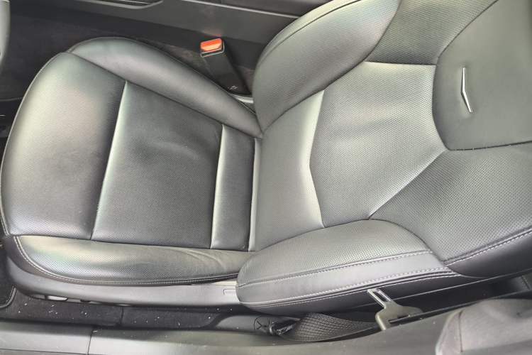 Used Cadillac CT5 2021 Revised 28T Luxury Version Left Front Seat
