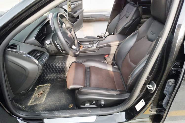 Used Cadillac CT5 2021 28T Platinum Sport Model Left Front Seat