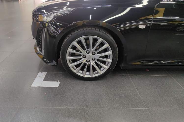 Used Cadillac CT5 2021 28T Prestige Edition Left Front Wheel Hub