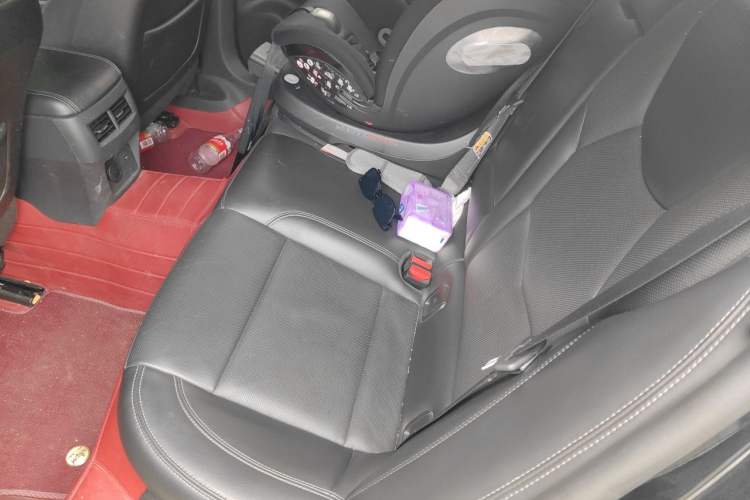 Used Cadillac CT5 2021 Revised 28T Luxury Version Left Rear Seat