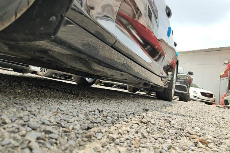 Used Cadillac CT5 2021 28T Luxury Model Left Side Sill